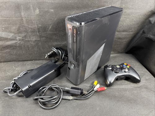 Microsoft xbox 360 model 1439 - 360,