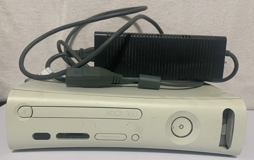 Xbox 360 console powers - console, on