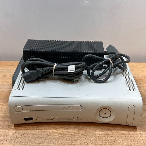 Xbox 360 console - 360,